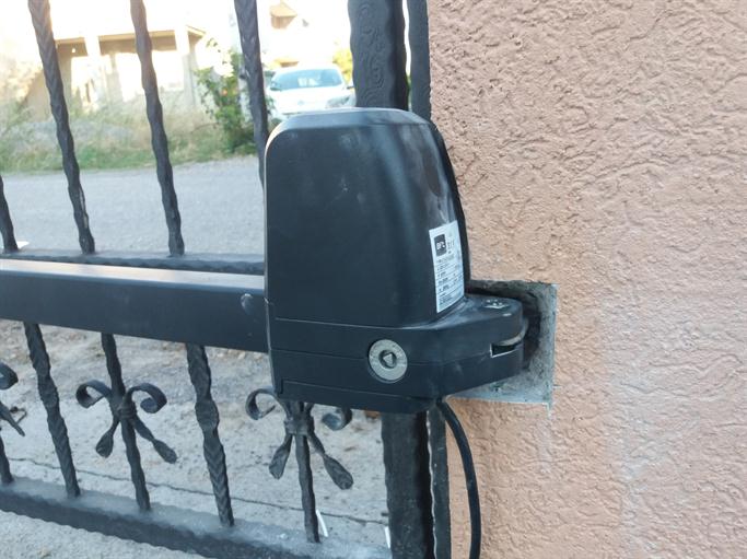 Prodaja motora za kapije Laktaši – pouzdana i dugotrajna automatika